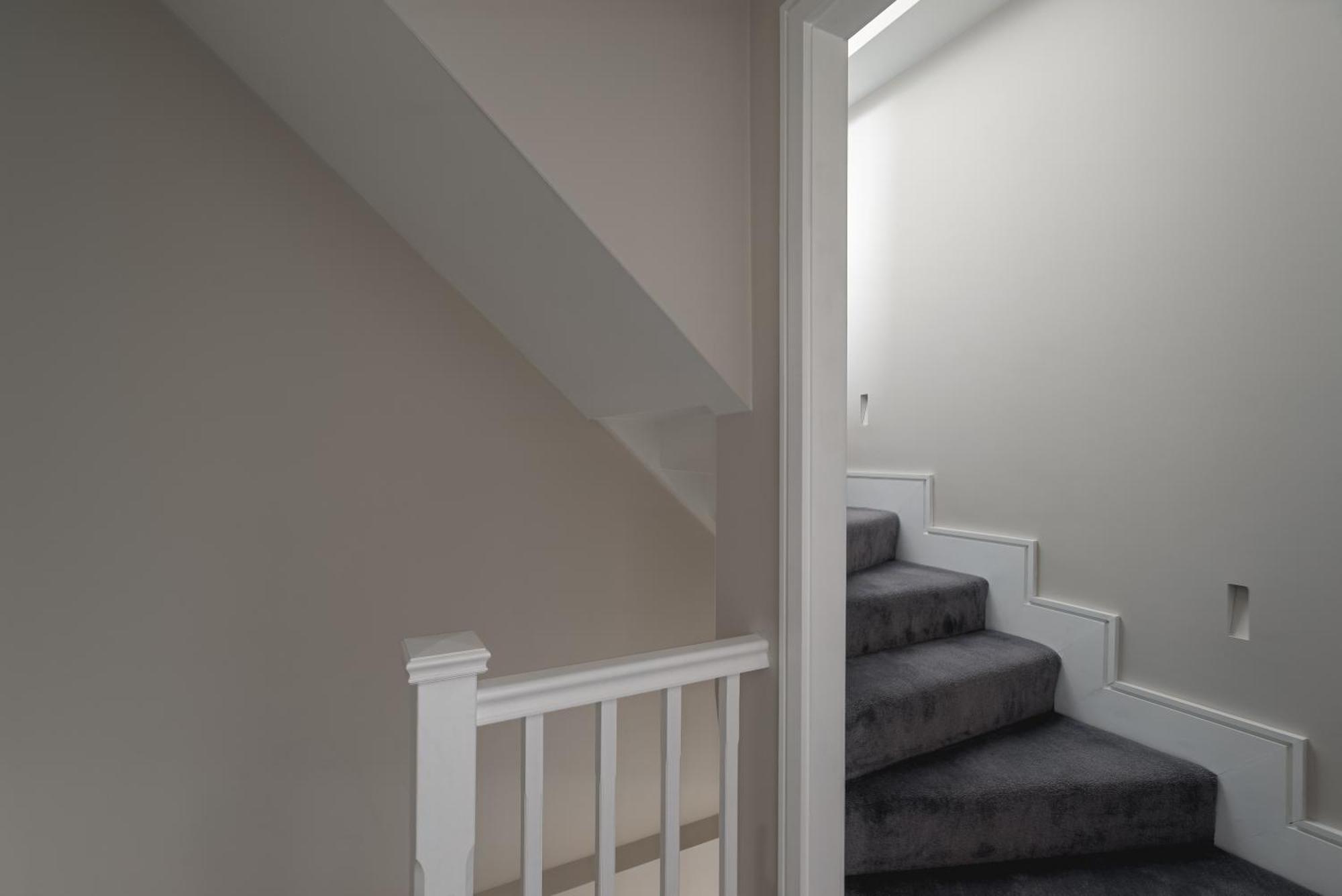Skyvillion - Cozy Large 4 & 1 Bed In Enfield, Mins To Tube Station, Free Wi-fi Apartament *